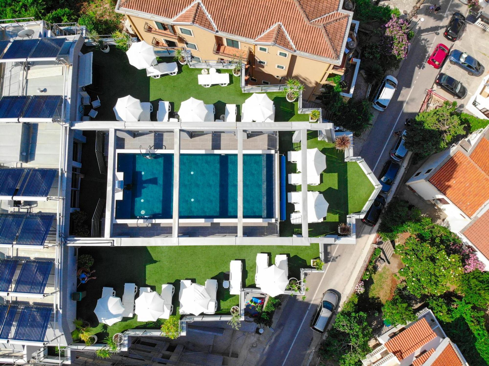 Hotel La Mer Budva Exterior foto